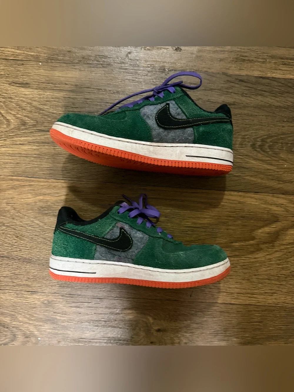 Nike Air Force 1 Low Size 2.5Y in green, gray, black, purple and orange